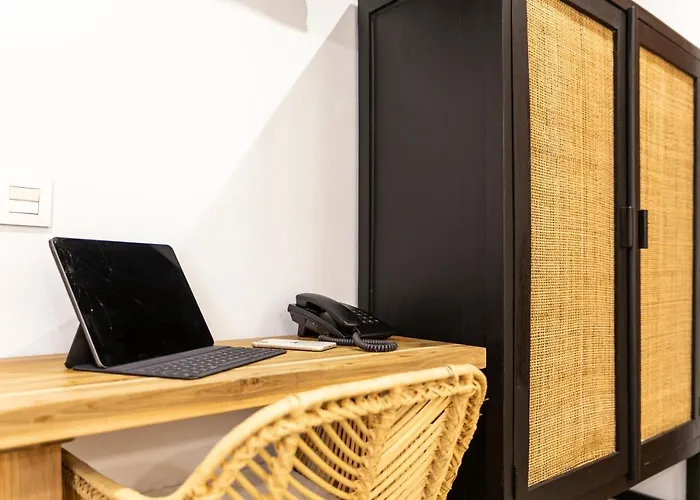 호텔 아메리카스 *